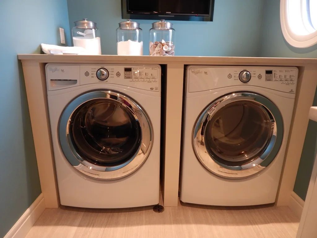 washing machine, dryer, laundry-902359.jpg